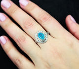 Яркое серебряное кольцо с ограненным опалом и сапфирами Серебро 925