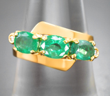 Золотое кольцо с яркими насыщенными уральскими изумрудами 1,8 карата и бриллиантами Золото
