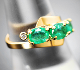 Золотое кольцо с яркими насыщенными уральскими изумрудами 1,8 карата и бриллиантами Золото