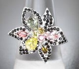 Праздничное серебряное кольцо с разноцветными турмалинами и черными шпинелями
