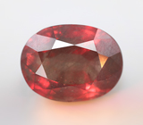 Редкий крупный гранат со сменой цвета 4,99 карата 