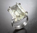 Серебряное кольцо с зеленым аметистом