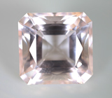 Чистейший крупный морганит 15,14 карата 