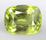 Перидот с рутилом 6,13 карата 