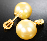 Золотые пусеты с крупным золотистым морским жемчугом 15,73 карата Золото