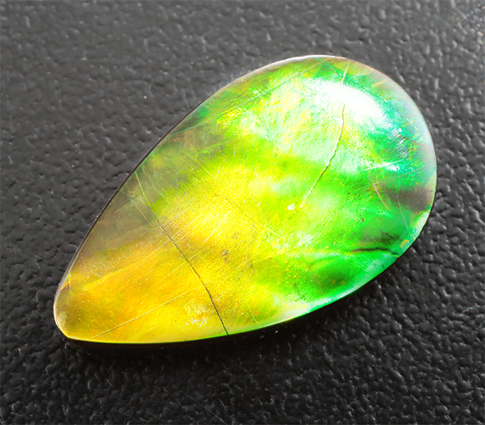 Аммолит аммонита 12,49 карата