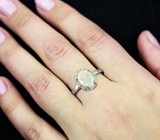 Чудесное cеребряное кольцо с ограненным эфиопским опалом и разноцветными сапфирами