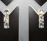 Золотые серьги с редкими неоново-синими шпинелями высокой чистоты 2,07 карата