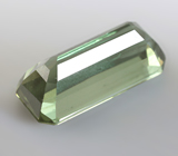 Полихромный "неоновый" апатит 2,86 карата 