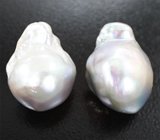 Серьги с крупным серебристым морским жемчугом барокко 47,9 карата и лейкосапфирами