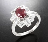 Оригинальное серебряное кольцо с насыщенным рубином Серебро 925