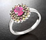 Серебряное кольцо с ярким рубином и разноцветными сапфирами бриллиантовой огранки