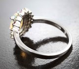 Праздничное серебряное кольцо с ограненным опалом и разноцветными сапфирами бриллиантовой огранки