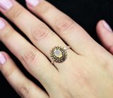 Праздничное серебряное кольцо с ограненным опалом и разноцветными сапфирами бриллиантовой огранки Серебро 925