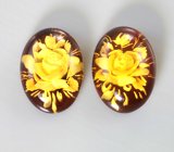 Парный резной янтарь 4,51 карата