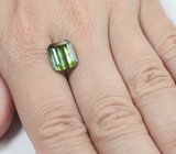 Желтовато-зеленый «неоновый» турмалин 4,55 карата 