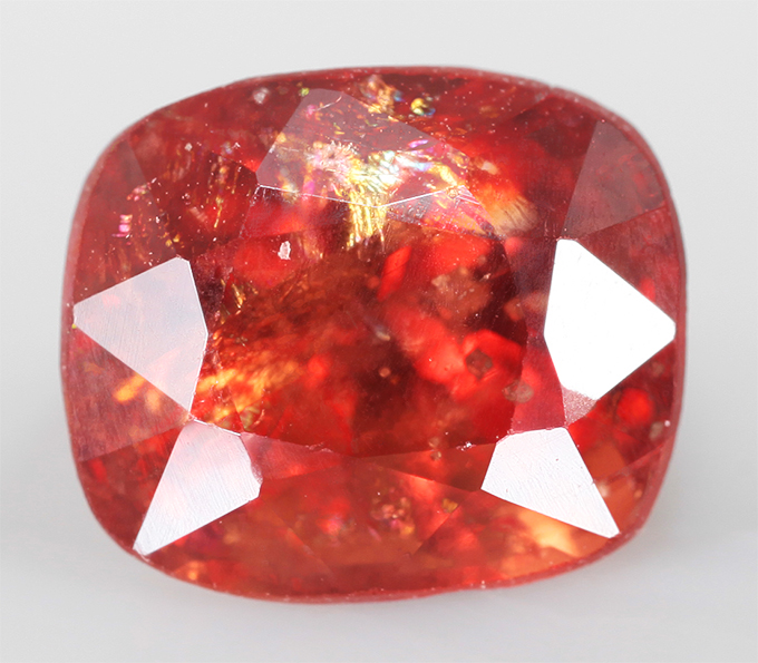 Оранжево-красная шпинель 1,53 карата