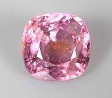 Неоново-розовая шпинель 1,36 карата