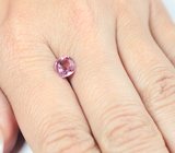 Неоново-розовая шпинель 1,36 карата