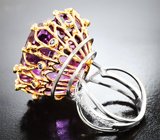 Просто WOW! Массивное золотое кольцо с уникальным насыщенно-розовым «неоновым» кунцитом топовой огранки 88,88 карата, сапфирами и бриллиантами
