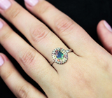 Праздничное серебряное кольцо с ограненным черным опалом и разноцветными сапфирами бриллиантовой огранки Серебро 925