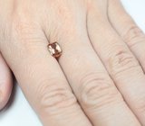 Желто-оранжевый циркон высокой чистоты 1,74 карата 