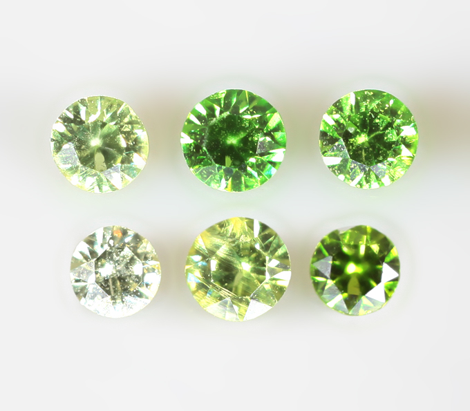 Набор из 6 уральских демантоидов 0,12 карата