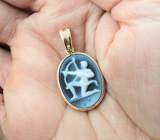 Золотой кулон «Стрелец» с агатовой камеей 7,09 карата