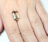 Желтый скаполит 5,57 карата