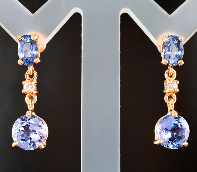 Серьги с сапфирами 1,33 карата и танзанитами 2,68 карата