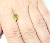 Зеленовато-желтый сфен 1,53 карата 