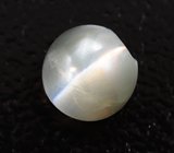 Хризоберилл с эффектом кошачьего глаза 0,85 карата 