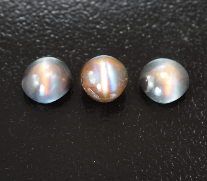 Набор из 3 хризобериллов с эффектом кошачьего глаза 2,45 карата