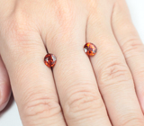 Пара насыщенно-оранжевых цирконов 2,53 карата