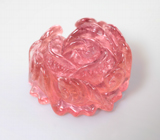 Крупный розовый резной турмалин 30,83 карата 