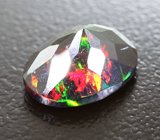 Ограненный черный опал 1,56 карата 