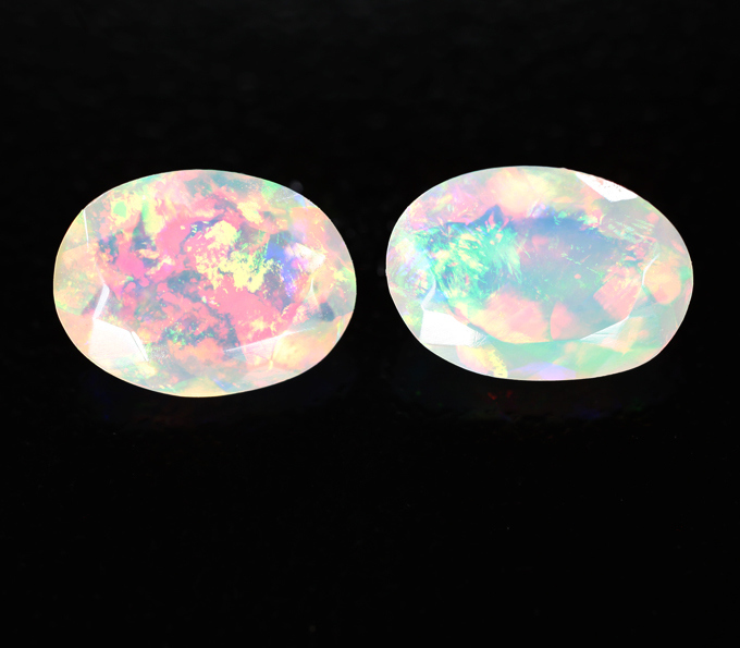 Пара ограненных эфиопских опалов 1,58 карата