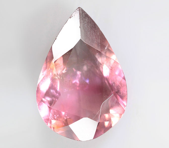 Полихромный турмалин 1,25 карата