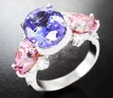 Кольцо с топовым танзанитом 6,46 карата, розовыми 3,92 карата и бесцветными муассанитами 0,6 карата Золото