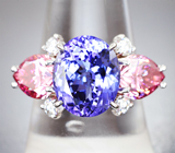 Кольцо с топовым танзанитом 6,46 карата, розовыми 3,92 карата и бесцветными муассанитами 0,6 карата Золото