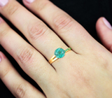 Золотое кольцо с ярким «неоновым» апатитом 2,15 карата и цаворитами Золото