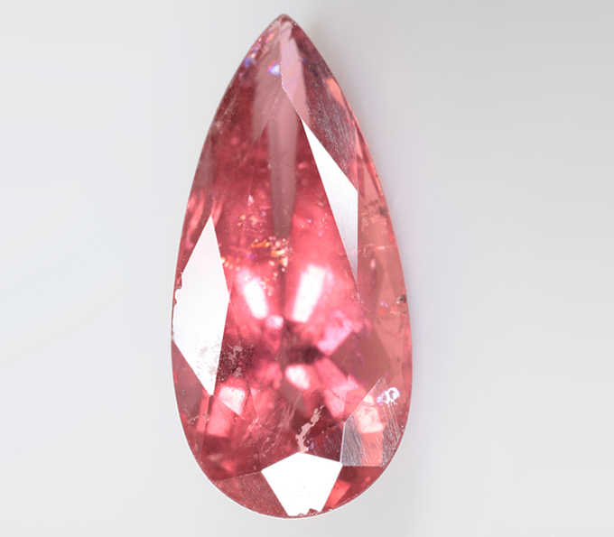Розовый турмалин 5,71 карата