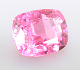 Пурпурно-розовая "неоновая" шпинель 0,3 карата 