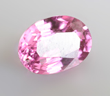 Пурпурно-розовая "неоновая" шпинель 0,33 карата 