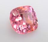 "Неоновая" полихромная шпинель 0,35 карата 