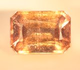 Редкий пурпурный скаполит 2,27 карата