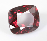 Рубиновая шпинель высокой чистоты 1,79 карата 