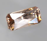 Чистейший желтый циркон 2,71 карата 