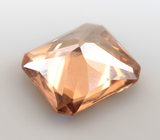 Чистейший розовато-оранжевый циркон 2,94 карата 