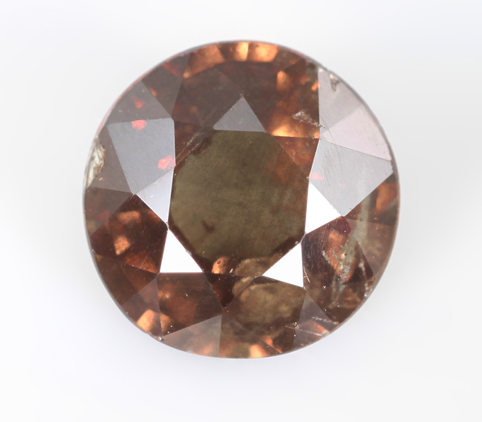 Гранат со сменой цвета 2,1 карата